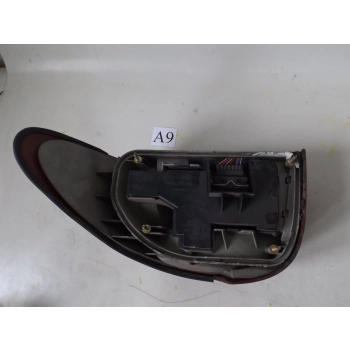 FORD MONDEO MK I LAMPA TYŁ LEWA