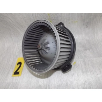 MITSUBISHI CARISMA wentylator dmuchawa nawiewu BOSCH 0130111191