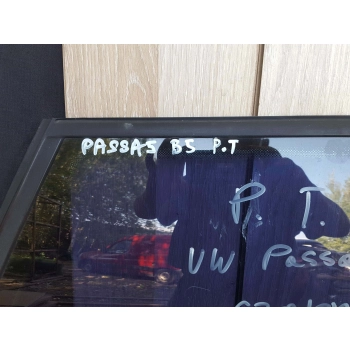 SZYBA KAROSERYJNA PRZYCIEMNIONA PRAWA TYLNA VOLKSWAGEN PASSAT B5