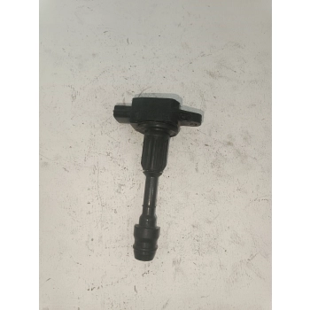 CEWKA ZAPŁONOWA ŚRODEK NISSAN MICRA 789621 GENUINE