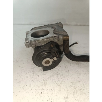 PRZEPUSTNICA ŚRODEK VOLKSWAGEN POLO 030133064D GENUINE