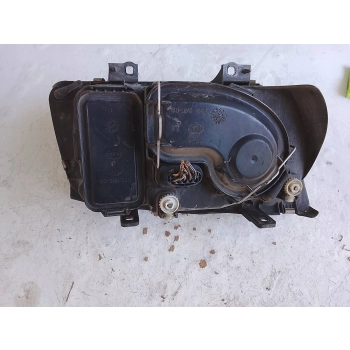 REFLEKTOR PRZÓD STRONA LEWA VOLKSWAGEN BORA 96359600
