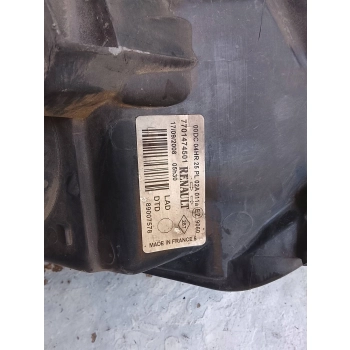 REFLEKTOR PRZÓD STRONA PRAWA RENAULT LAGUNA I LIFT 7701474501