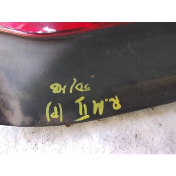 LAMPA TYLNA PRZÓD STRONA PRAWA RENAULT MEGANE II 8200073237