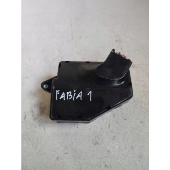 SKRZYNKA BEZPIECZNIKÓW SKODA FABIA MK1 (6Y) 294892 GENUINE