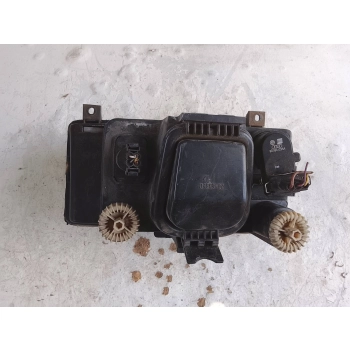 przedni lewy przeznaczony do samochodu Volkswagen Polo 6KV 20-5365C