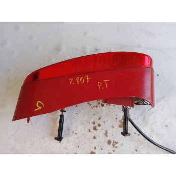LAMPA TYLNA TYŁ STRONA PRAWA PEUGEOT 807 2235665
