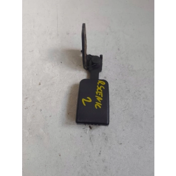 KLAMRA PASA TYLNEGO STRONA PRAWA RENAULT SCENIC II 292593 GENUINE