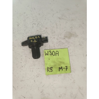 CEWKA ZAPŁONOWA ŚRODEK NISSAN MICRA 22448 GENUINE