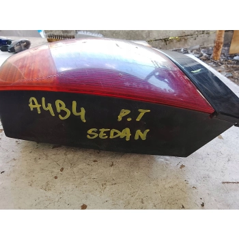 LAMPA TYLNA TYŁ STRONA PRAWA AUDI A4 S4 B5 8D 2589898