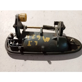 MASKOWNICA KLAMKI TYLNEJ TYŁ STRONA LEWA MAZDA 626 554447 GENUINE