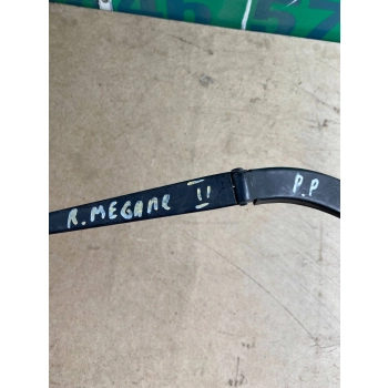 RAMIĘ WYCIERACZKI PRZEDNIEJ SZYBY STRONA PRAWA RENAULT MEGANE II 80007147