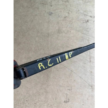 RAMIĘ WYCIERACZKI PRZEDNIEJ SZYBY STRONA LEWA RENAULT CLIO II 7700847571