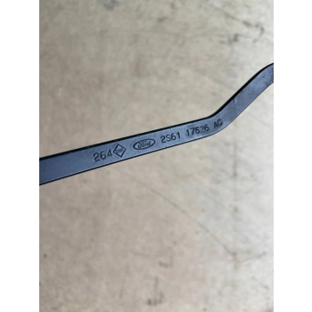 RAMIĘ WYCIERACZKI PRZEDNIEJ SZYBY PRZÓD STRONA LEWA FORD FIESTA 2S6117526AC