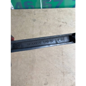 RAMIĘ WYCIERACZKI PRZEDNIEJ SZYBY PRZÓD STRONA LEWA DAEWOO LANOS 96306672