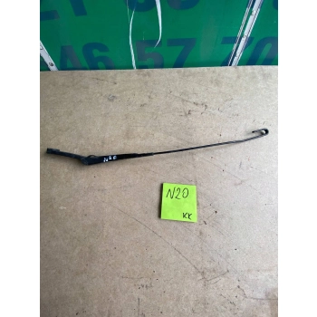 RAMIĘ WYCIERACZKI PRZEDNIEJ SZYBY PRZÓD AUDI A4 S4 B5 8D 8D1955408B