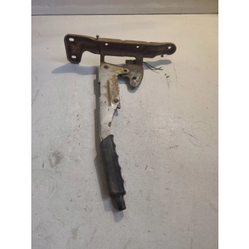 DŹWIGNIA HAMULCA RĘCZNEGO ŚRODEK VOLKSWAGEN TRANSPORTER T4 28473820