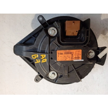 DMUCHAWA NAWIEWU ŚRODEK AUDI A4 S4 B7 8E 8H DMUCHAWA GENUINE