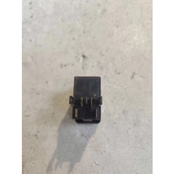 PRZYCISK OGRZEWANIA SZYBY TYLNEJ VOLKSWAGEN TRANSPORTER T4 701959621