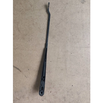 RAMIĘ WYCIERACZKI PRZEDNIEJ SZYBY PRZÓD PEUGEOT 206 28934728 GENUINE
