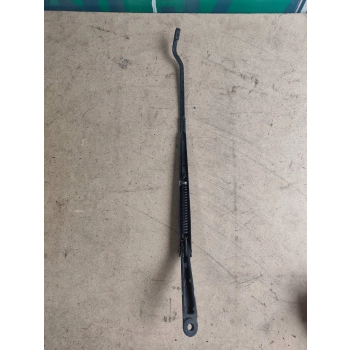 RAMIĘ WYCIERACZKI PRZEDNIEJ SZYBY PRZÓD FORD FOCUS 84518486 GENUINE