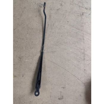 RAMIĘ WYCIERACZKI TYLNEJ SZYBY FORD FIESTA 6746434 GENUINE