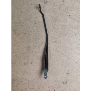 RAMIĘ WYCIERACZKI PRZEDNIEJ SZYBY PRZÓD FIAT SEICENTO/600 2384922 GENUINE