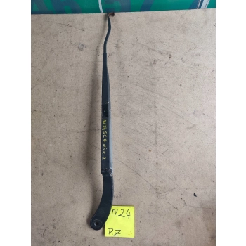RAMIĘ WYCIERACZKI PRZEDNIEJ SZYBY RENAULT SCENIC II 8247238 GENUINE