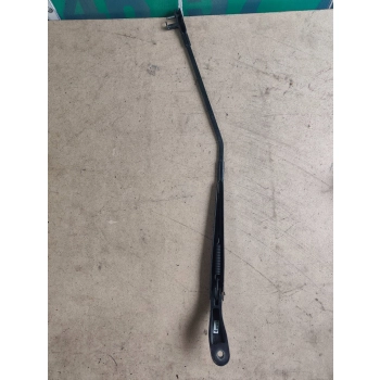 RAMIĘ WYCIERACZKI PRZEDNIEJ SZYBY PRZÓD MAZDA 3 I 29847291 GENUINE
