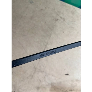 RAMIĘ WYCIERACZKI PRZEDNIEJ SZYBY PRAWY FORD MONDEO MK III 1S7117526CB