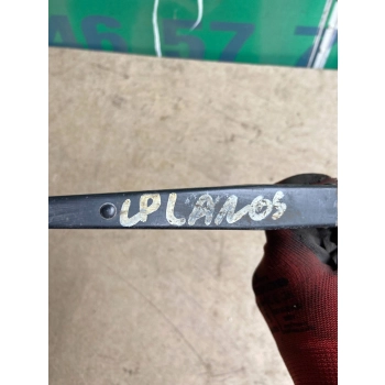 RAMIĘ WYCIERACZKI PRZEDNIEJ SZYBY PRZÓD STRONA LEWA DAEWOO LANOS 96306672