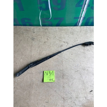 RAMIĘ WYCIERACZKI PRZEDNIEJ SZYBY PRZÓD STRONA LEWA OPEL ZAFIRA A 90582557