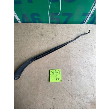 RAMIĘ WYCIERACZKI PRZEDNIEJ SZYBY STRONA LEWA RENAULT SCENIC II 8200113230