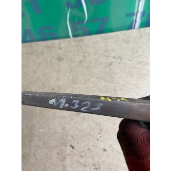 RAMIĘ WYCIERACZKI PRZEDNIEJ SZYBY PRZÓD MAZDA 323 J66FP1071