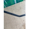 RAMIĘ WYCIERACZKI PRZEDNIEJ SZYBY PRZÓD STRONA LEWA FORD FIESTA 2S6117526