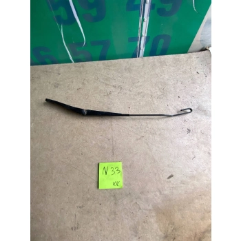 RAMIĘ WYCIERACZKI PRZEDNIEJ SZYBY PRZÓD STRONA PRAWA FIAT STILO 46814352