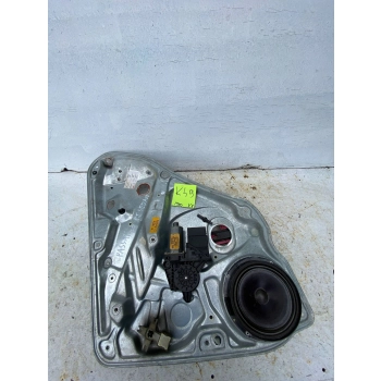 PODNOŚNIK SZYBY TYLNEJ TYŁ STRONA PRAWA VOLKSWAGEN PASSAT B5 3B5839752C
