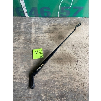 RAMIĘ WYCIERACZKI PRZEDNIEJ SZYBY PRZÓD CHRYSLER VOYAGER 23109769