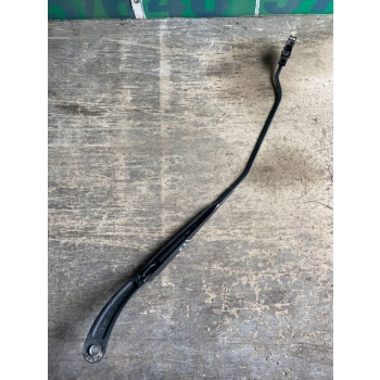 RAMIĘ WYCIERACZKI PRZEDNIEJ SZYBY STRONA PRAWA RENAULT MEGANE II 8200036912