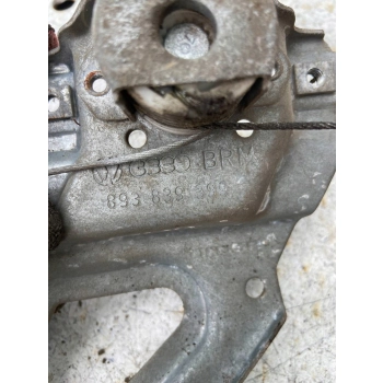 PODNOŚNIK SZYBY MANUALNY TYŁ STRONA LEWA AUDI 80 90 S2 B4 893839399