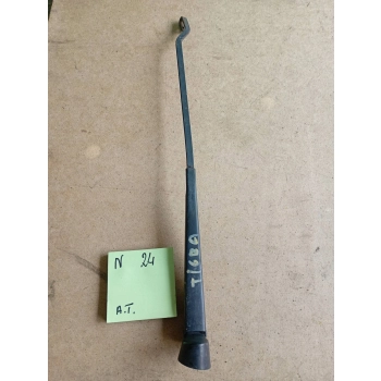 RAMIĘ WYCIERACZKI PRZEDNIEJ SZYBY PRZÓD OPEL TIGRA A 68974645