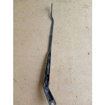 RAMIĘ WYCIERACZKI PRZEDNIEJ SZYBY STRONA LEWA VOLKSWAGEN LUPO 56565565
