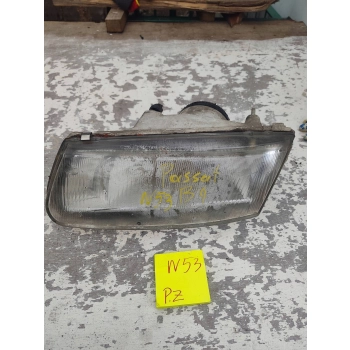 REFLEKTOR PRZÓD STRONA PRAWA VOLKSWAGEN PASSAT B4 141259-00 GENUINE