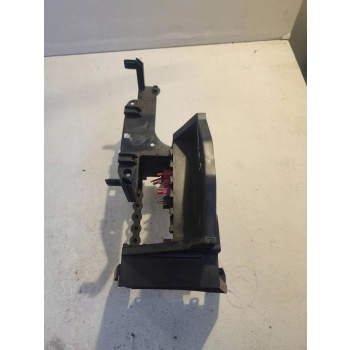 SKRZYNKA PRZEKAŹNIKÓW ŚRODEK SKODA FABIA MK1 (6Y) 238947392 GENUINE
