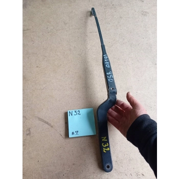 RAMIĘ WYCIERACZKI PRZEDNIEJ SZYBY PRZÓD VOLVO 850 56564544