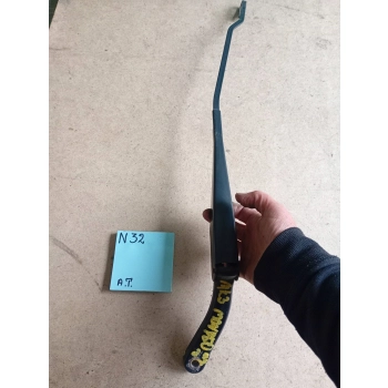 RAMIĘ WYCIERACZKI PRZEDNIEJ SZYBY PRZÓD FORD MONDEO MK III 65498789789