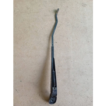 RAMIĘ WYCIERACZKI PRZEDNIEJ SZYBY PRZÓD SKODA FELICIA I 6U0955409