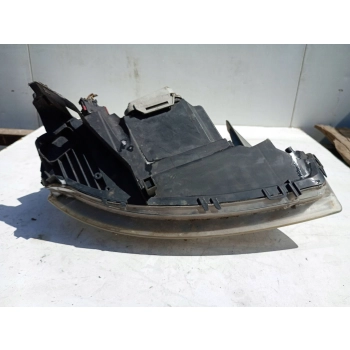 REFLEKTOR PRZÓD STRONA PRAWA OPEL CORSA C 1212123 GENUINE
