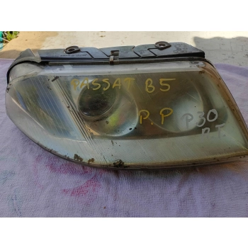 REFLEKTOR PRZÓD STRONA PRAWA VOLKSWAGEN PASSAT B5 1212123 GENUINE