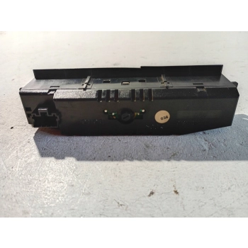 ZEGAR PRZÓD MITSUBISHI CARISMA MR141548 GENUINE
